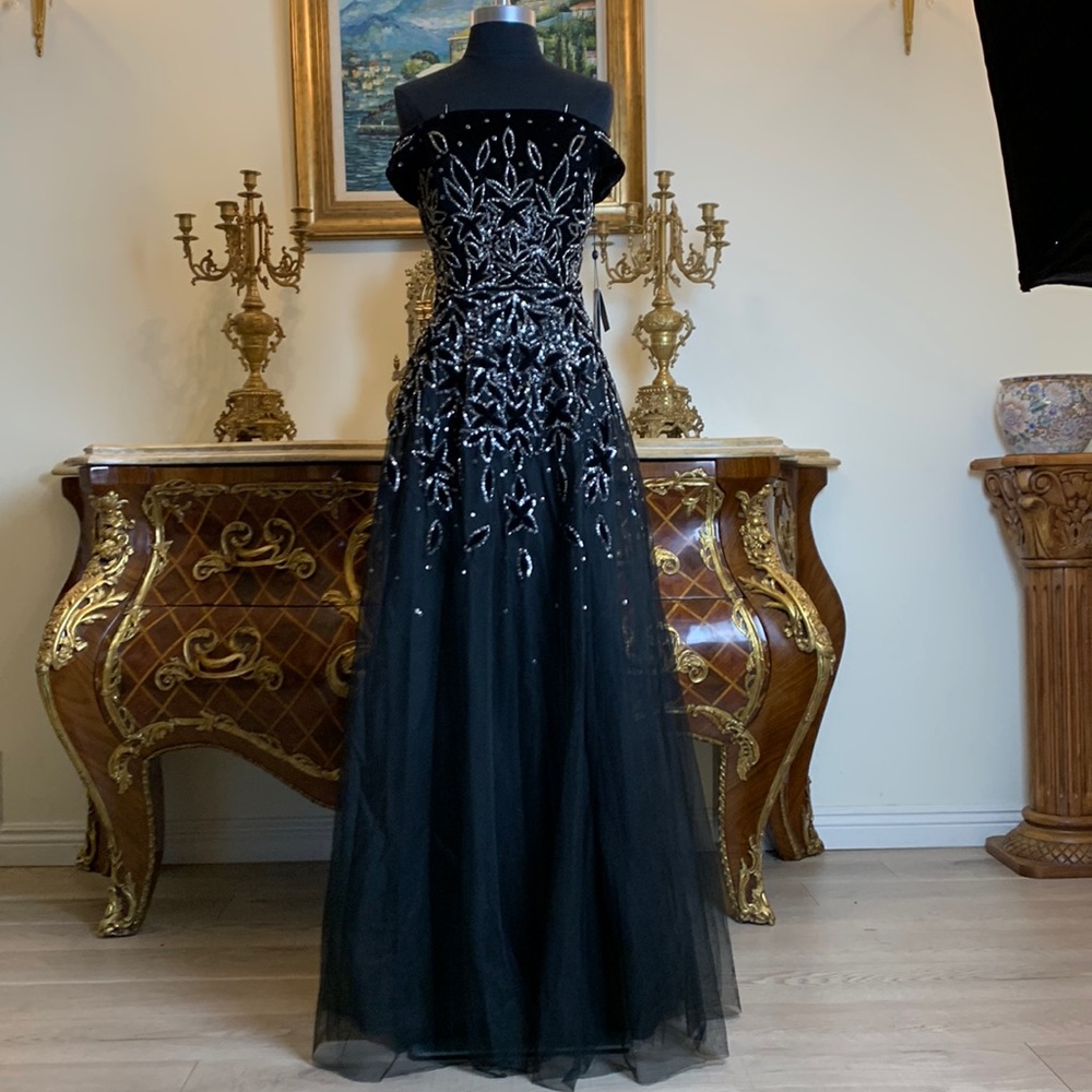 Velvet beaded bodice formal prom evening gown - Picture 2 of 6